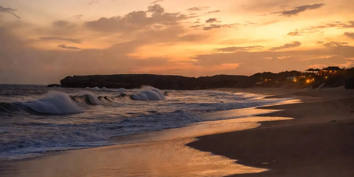 Zipolite, Oaxaca: Mexico's Nudist Beach — What It's Actually Like